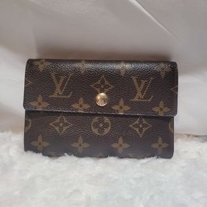 LV  Alexander wallet